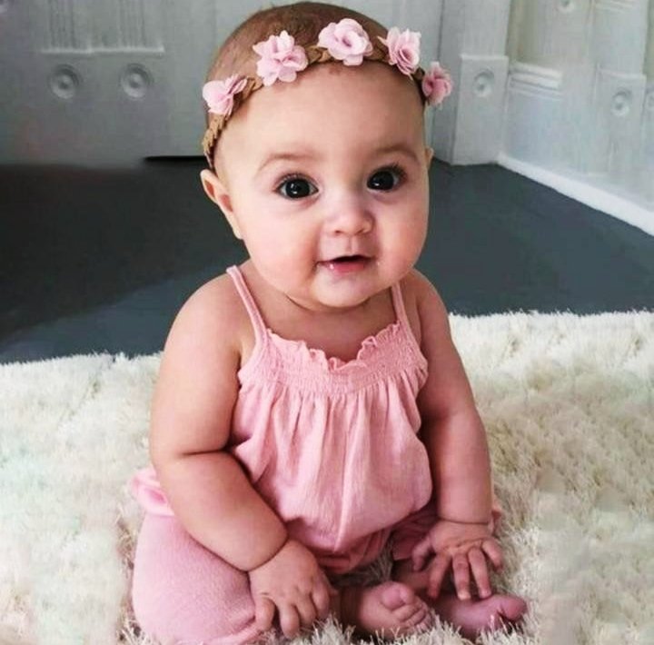 Cute Baby Girl Pic