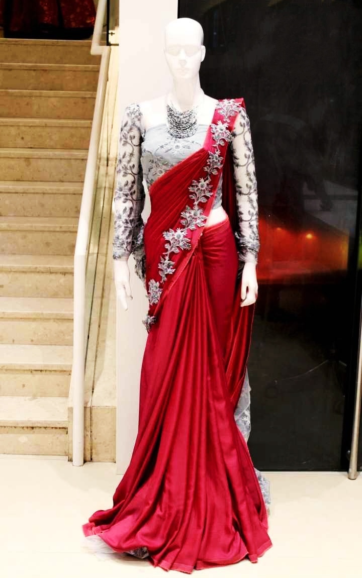 Saree For Women Red