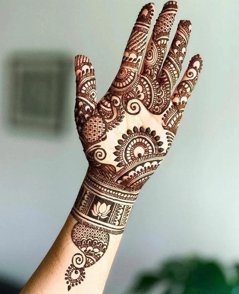 Navratri Mehndi Design