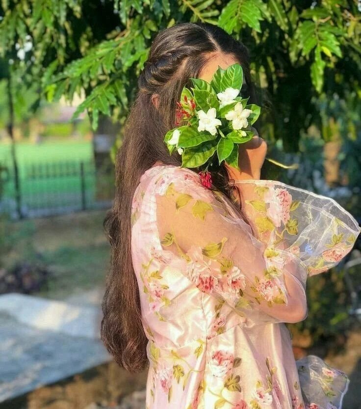 Best Hidden Face DP For Girls