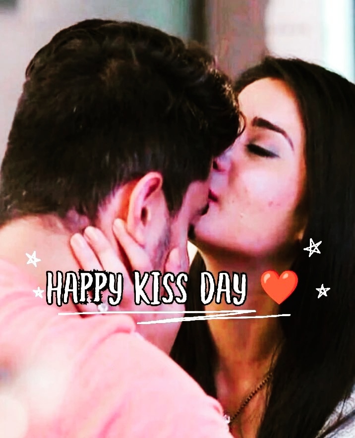 Happy Kiss Day Pic