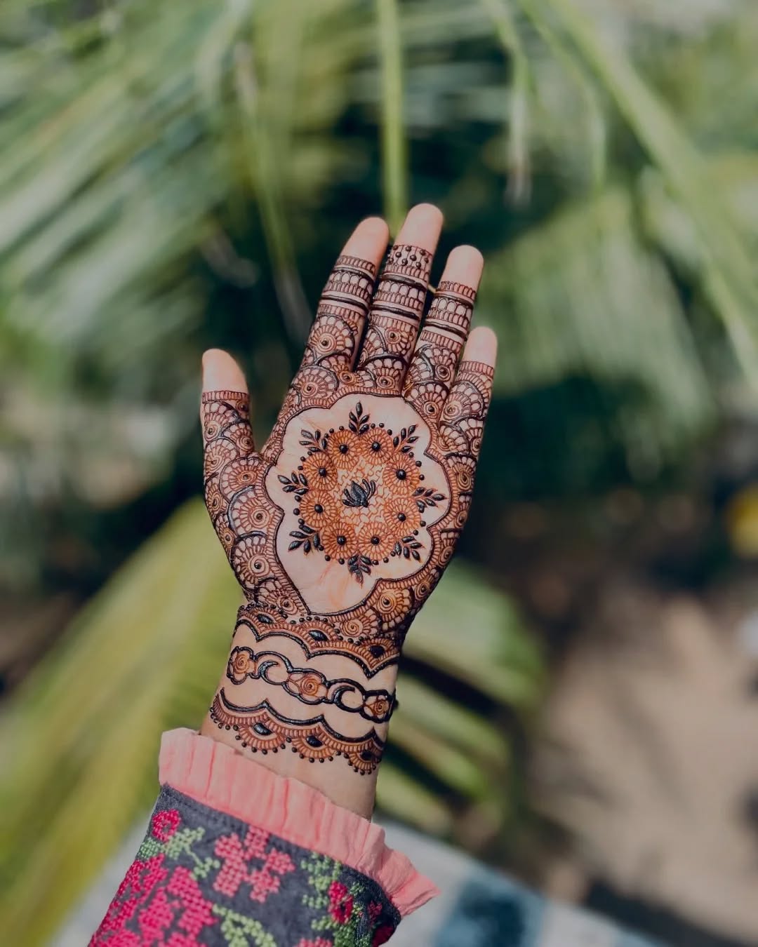 Mehndi Designs For Karwa Chauth
