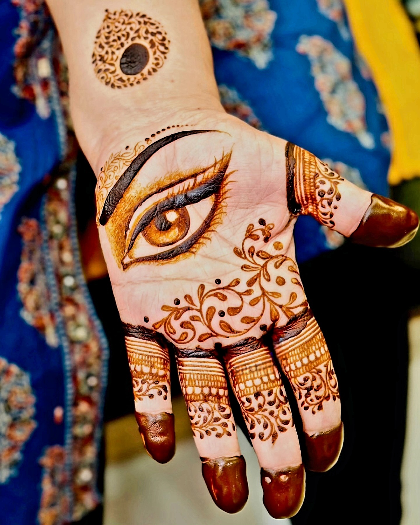 Navratri Mehndi Design